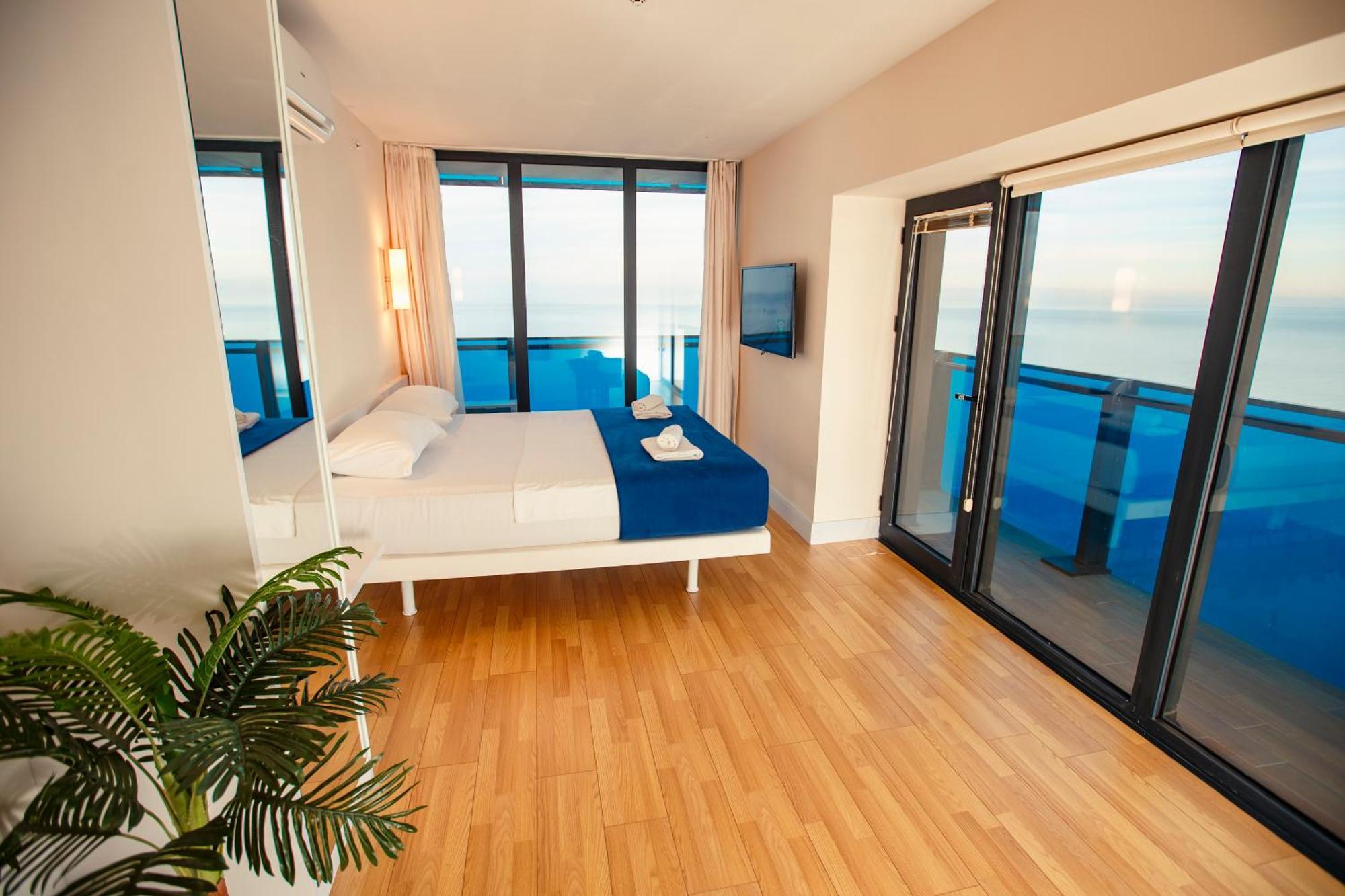 Panorama Orbi Beach Resort Center Suite Batoumi Extérieur photo